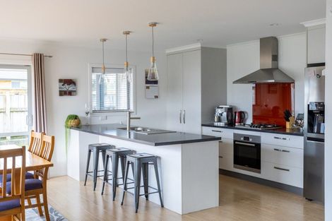 Photo of property in 22 Austin Reid Avenue, Carterton, 5713