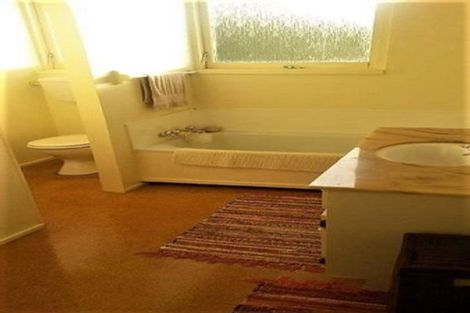 Photo of property in 2/56 Peach Road, Glenfield, Auckland, 0629