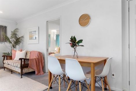 Photo of property in 4c Rewiti Avenue, Takapuna, Auckland, 0622