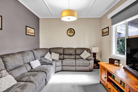 Photo of property in 77 Govett Avenue, Frankleigh Park, New Plymouth, 4310