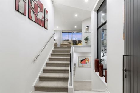 Photo of property in 7 Pacific Parade, Army Bay, Whangaparaoa, 0930