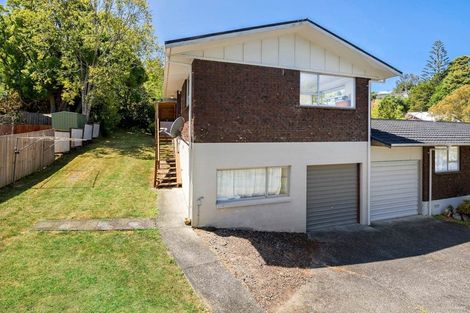 Photo of property in 2/12 Newstead Avenue, Browns Bay, Auckland, 0632