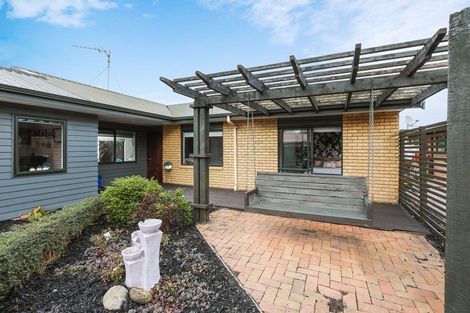 Photo of property in 25 Halcione Close, Flagstaff, Hamilton, 3210