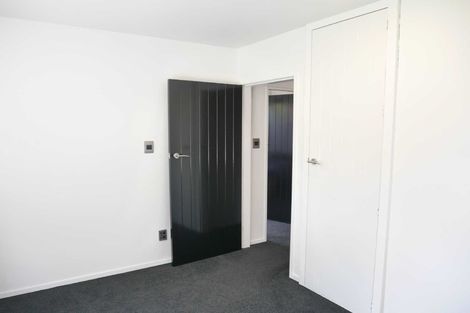 Photo of property in 93 Warren Crescent, Hillmorton, Christchurch, 8025