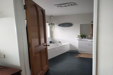 Photo of property in 5 Cooney Place, Te Puke, 3119