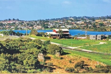 Photo of property in 14 Ascension Crescent, Orewa, 0931