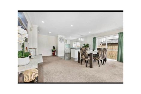 Photo of property in 12 Evelina Lane, Flat Bush, Auckland, 2019