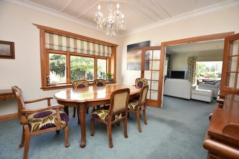 Photo of property in 17 Moreton Road, Carterton, 5713