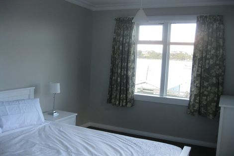 Photo of property in 424 Evans Bay Parade, Hataitai, Wellington, 6021