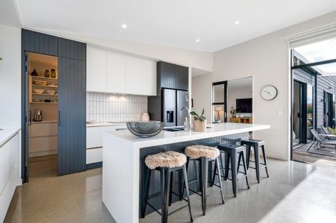 Photo of property in 5 Mcdonald Street, Wanaka, 9305