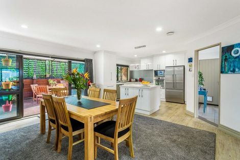 Photo of property in 53 Chesterfield Way, Orewa, 0931