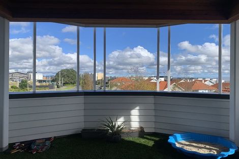 Photo of property in 6/2 Frances Bryers Road, Hobsonville, Auckland, 0616