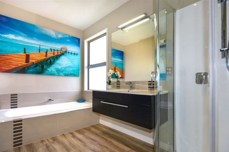 Photo of property in 12 Coachmans Road, Prebbleton, 7604