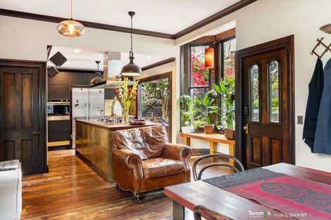 Photo of property in 12 Stafford Street, Mount Victoria, Wellington, 6011