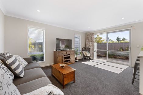 Photo of property in 3/11 North Avon Road, Richmond, Christchurch, 8013