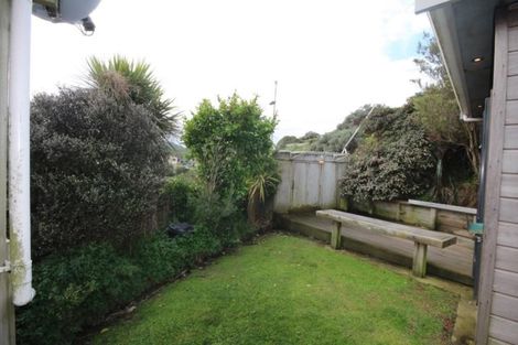 Photo of property in 77a Frobisher Street, Island Bay, Wellington, 6023
