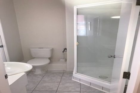 Photo of property in Terrace Tower Apartments, 1d/126 The Terrace, Wellington Central, Wellington, 6011