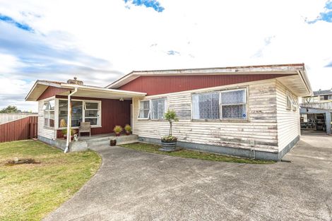 Photo of property in 6 Patete Place, Tawhero, Whanganui, 4501