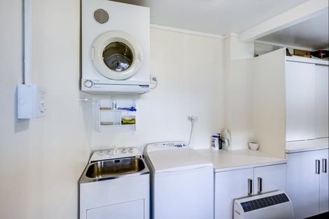 Photo of property in 206 Lyndon Road West, Hastings, 4122