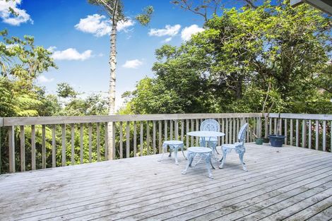 Photo of property in 47 Takahe Road, Titirangi, Auckland, 0604