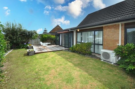 Photo of property in 11/56 Larnoch Road, Henderson, Auckland, 0610