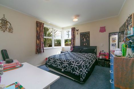 Photo of property in 2 Paewai Road, Glen Eden, Auckland, 0602