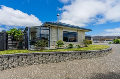 Photo of property in 22 Regent Drive, Paraparaumu Beach, Paraparaumu, 5032