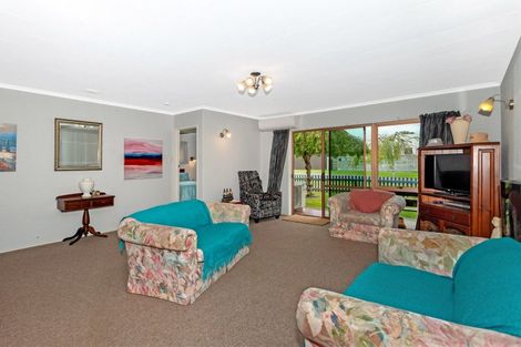 Photo of property in 2 Kingsley Street, Whataupoko, Gisborne, 4010