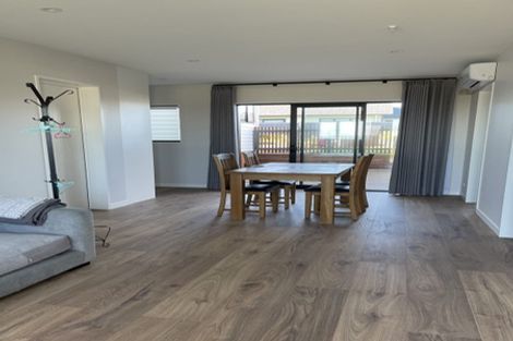 Photo of property in 16 Hapukupuku Avenue, Beachlands, Auckland, 2018