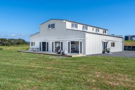 Photo of property in 141 Wades Road, Whitford, Howick, 2571