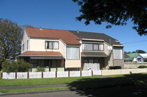 Photo of property in 1 Urquhart Street, Whanganui, 4500