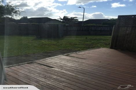 Photo of property in 17 Emmerdale Avenue, Papakura, 2110