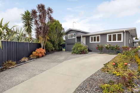 Photo of property in 11 Westney Place, Forest Lake, Hamilton, 3200