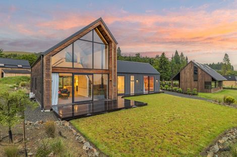 Photo of property in 50 Luge Loop, Castle Hill, 7580