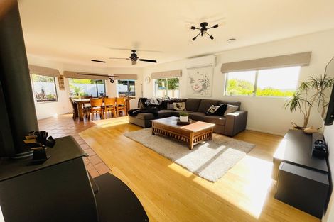 Photo of property in 4 Farnell Place, Gulf Harbour, Whangaparaoa, 0930