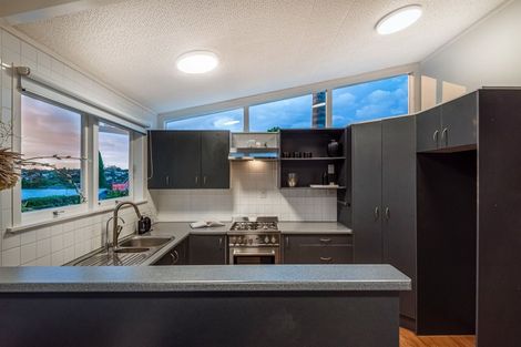 Photo of property in 7 Madison Place, Forrest Hill, Auckland, 0620