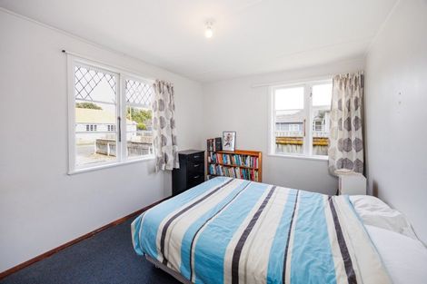 Photo of property in 143 Rangiora Avenue, Roslyn, Palmerston North, 4414