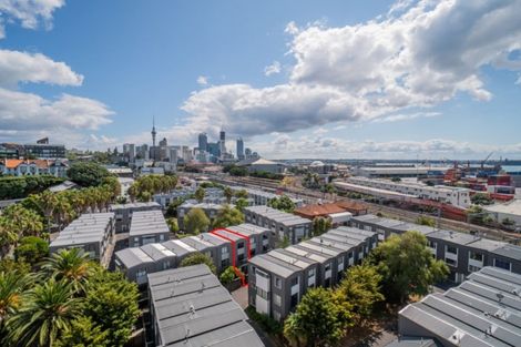 Photo of property in 15 Dovedale Place, Parnell, Auckland, 1010