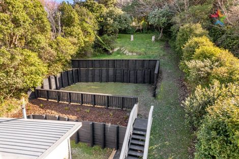 Photo of property in 21 Franklyn Road, Tawa, Wellington, 5028