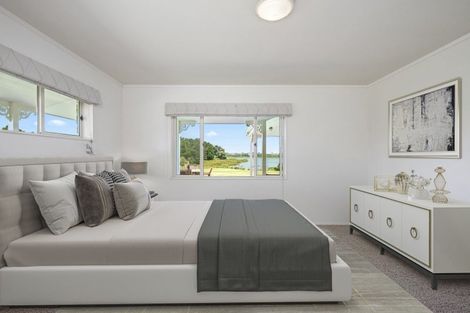 Photo of property in 49 Wharf Road, Clarks Beach, Pukekohe, 2679