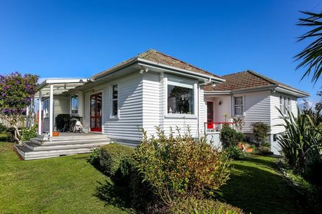Photo of property in 41a Omata Road, Marfell, New Plymouth, 4310