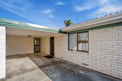 Photo of property in 2/1355 Hinemoa Street, Rotorua, 3010