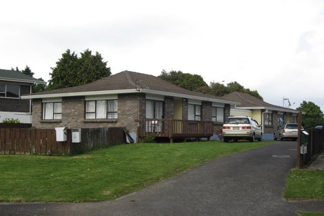 Photo of property in 1/28 Challen Close, Conifer Grove, Takanini, 2112