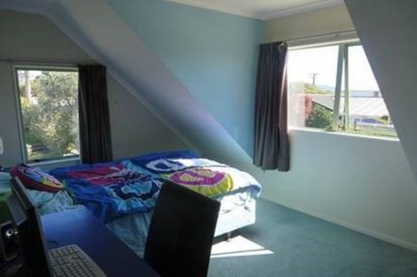 Photo of property in 22 Forest Lane, Raumati South, Paraparaumu, 5032