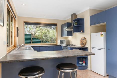 Photo of property in 1/7 Wiriana Place, Stanmore Bay, Whangaparaoa, 0932