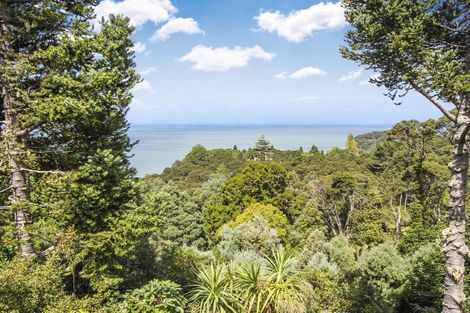 Photo of property in 47 Takahe Road, Titirangi, Auckland, 0604