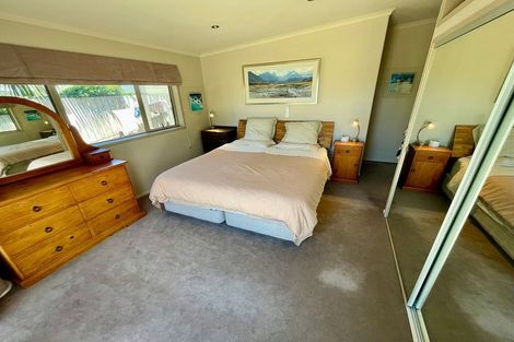 Photo of property in 14 Surfside Lane, Ruakaka, 0116