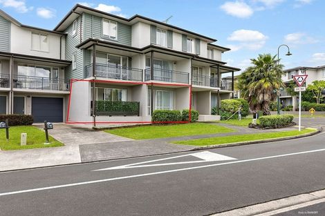 Photo of property in 2/1 Opito Way, East Tamaki, Auckland, 2013