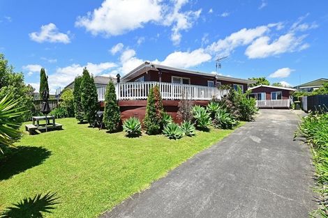 Photo of property in 5 Bundena Place, Clendon Park, Auckland, 2103