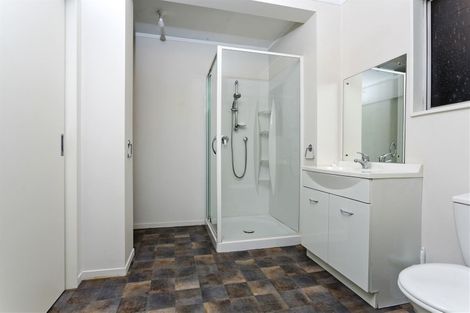 Photo of property in 18 Tableau Place, Totara Vale, Auckland, 0629